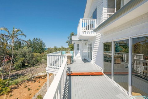 Salt Spray - Accommodation Yamba 2