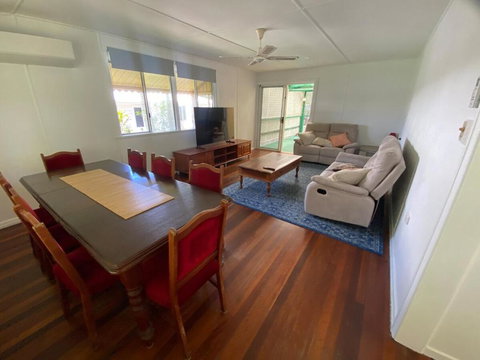Samantha - Accommodation Yamba 0