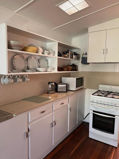 Samantha - Accommodation Yamba 1
