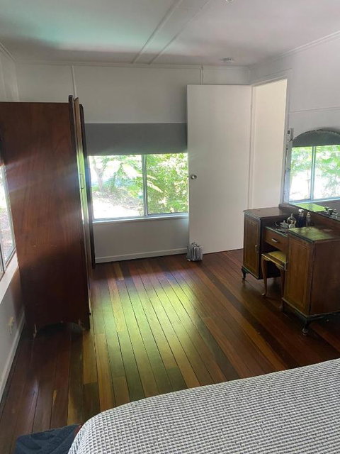 Samantha - Accommodation Yamba 2