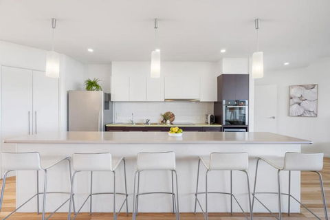 Samphire Middleton-Beach - BYO Linen - Wi-Fi-Luxury-Family - Accommodation Yamba 2