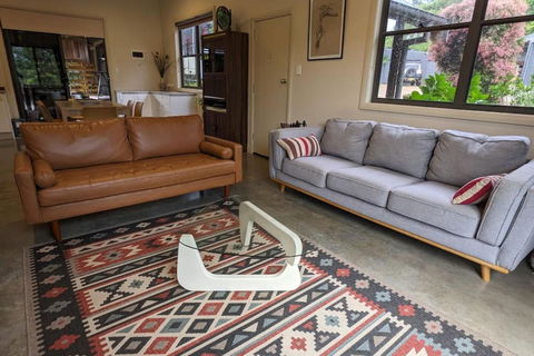 Samsara Farm Cottage - Stunning Hinterland Oasis - Accommodation Yamba 3