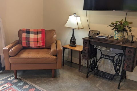 Samsara Farm Cottage - Stunning Hinterland Oasis - Accommodation Yamba 2