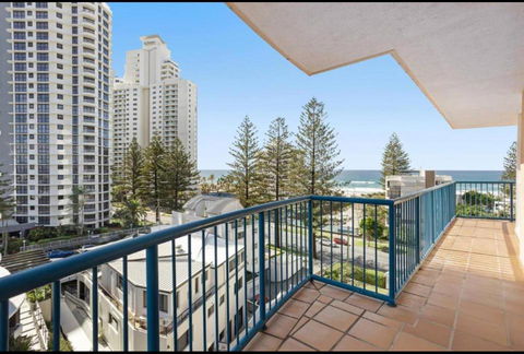 San Mateo On Broadbeach - Accommodation Yamba 3