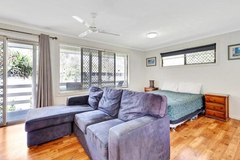Sanctuary Lakes Fauna Retreat - Accommodation Yamba 1