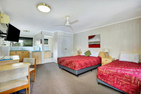 Sanctuary Lakes Fauna Retreat - Accommodation Yamba 3
