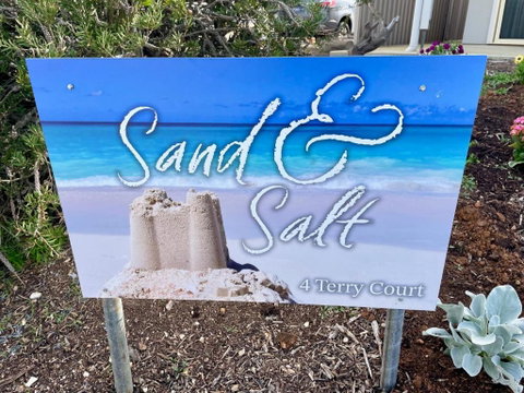 Sand & Salt - Accommodation Yamba 1
