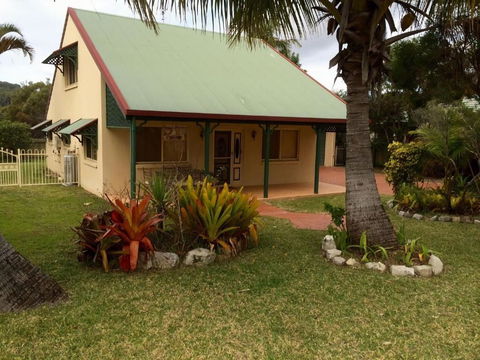 Sand Piper Cottage Rainbow Beach - Accommodation Yamba 0