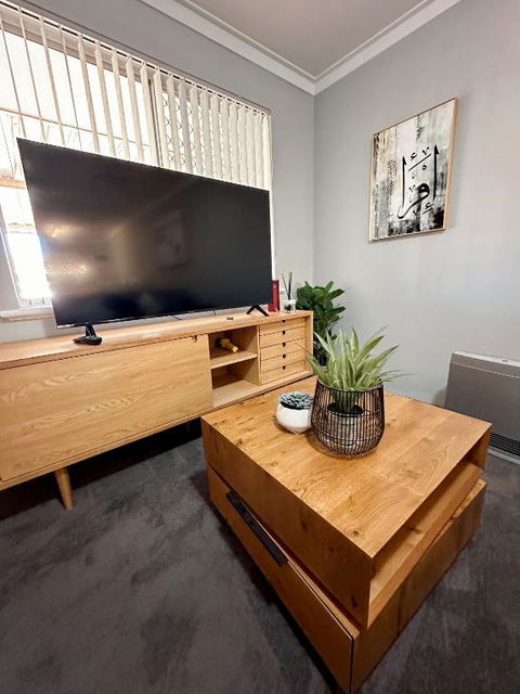 Rockingham Palace - Accommodation Yamba 2