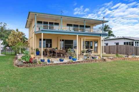 Sandbar On Moreton 3 Bedroom - Accommodation Yamba 0