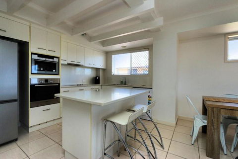 Sandcastles 6 - Accommodation Yamba 2