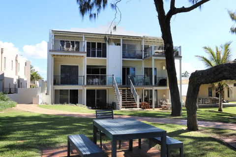 Sandcastles 8 - Accommodation Yamba 3