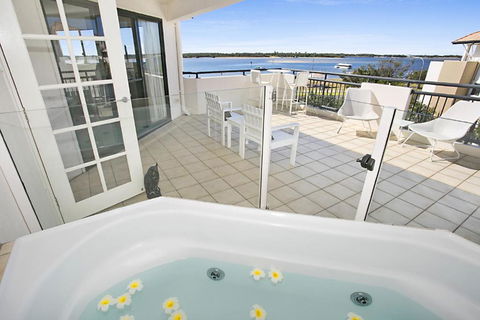 Sandcastles On The Broadwater - Accommodation Yamba 2
