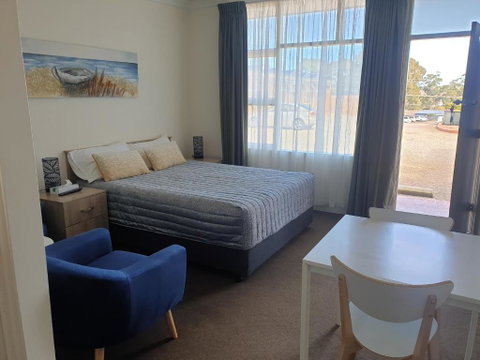 Sandpiper Motel Ulladulla - Accommodation Yamba 0