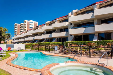Sandrift Beachfront Apartments - Accommodation Yamba 0