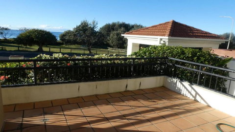 Sands 16, 20 - 22 Pacific Parade - Accommodation Yamba 2