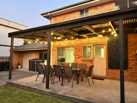 Sandy Beach House Cowes - Accommodation Yamba 0