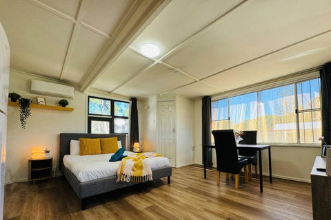 Shops Across St! Cute Studio In Salisbury - Accommodation Yamba 3