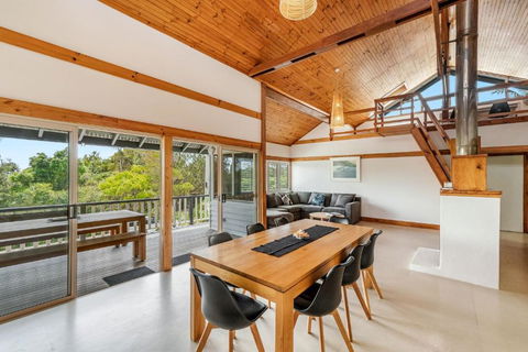 Spookys 6 Angourie - Private Tree Top Oasis - Accommodation Yamba 3