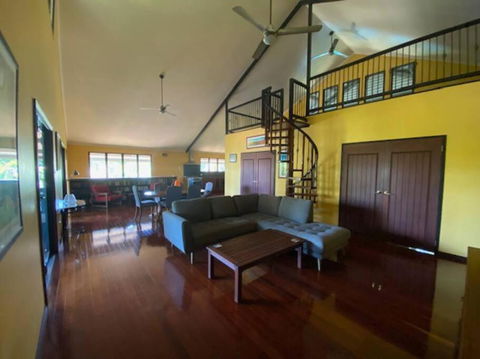 Sunset Oasis - Accommodation Yamba 1