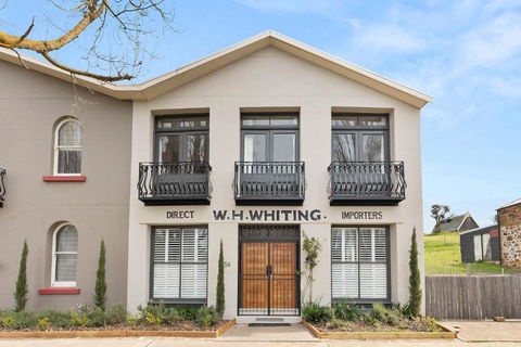 TARALGA TERRACES The Whitings Store - Accommodation Yamba 0