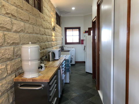 The Block Vista B&B - Accommodation Yamba 2