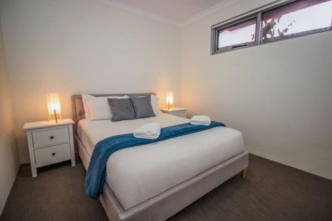 The Happy Delightful Place - Entire 2 Room Apartment - Accommodation Yamba 0