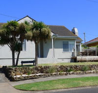 BEACHPOINT COTTAGE - Accommodation Yamba