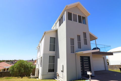 Beachside Oasis - Accommodation Yamba 0