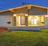 Beaufortia Views - Accommodation Yamba