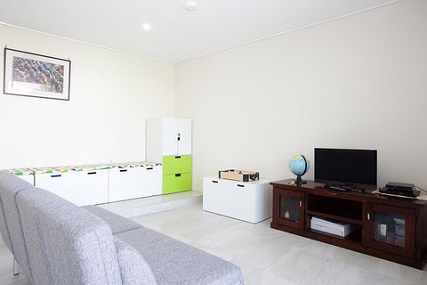 Beautiful Coastal Family-Sized Home - Accommodation Yamba 0