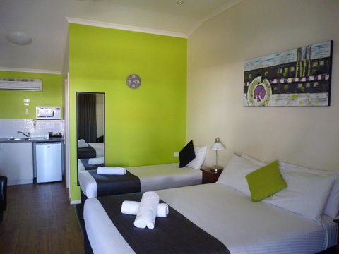 Best Western Caboolture Central Motor Inn - Accommodation Yamba 2