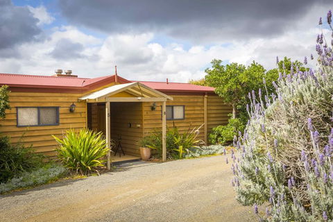 Bimbadeen Estate - Accommodation Yamba 2