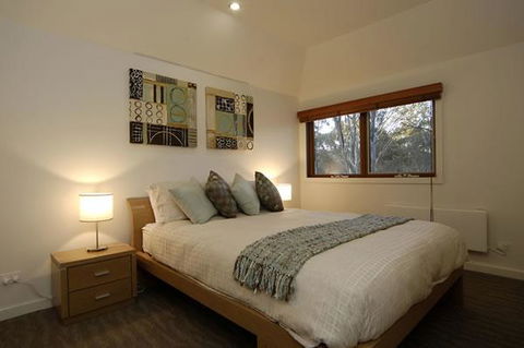 Blue Ice - Accommodation Yamba 2