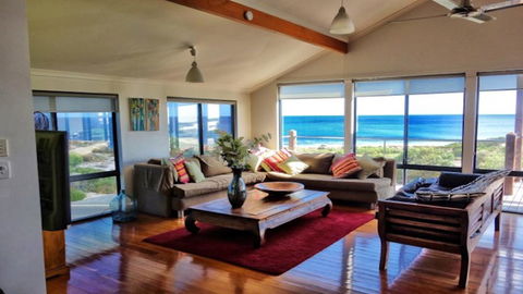Blue Ocean Haven - Peppermint Grove Beach WA - Accommodation Yamba 1