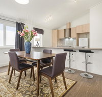 Blue Rosella on Piper - Accommodation Yamba