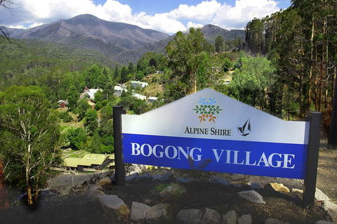 Bogong Village - Accommodation Yamba 0