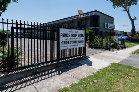 The Prince Mark Motel - Accommodation Yamba 2