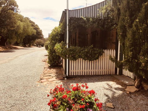 The OldDevonshire House - Accommodation Yamba 0
