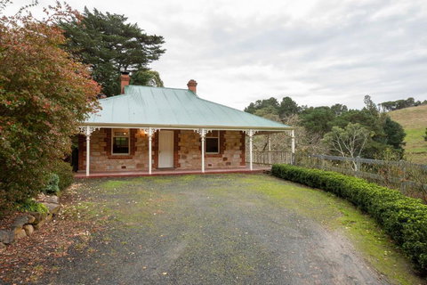 The Retreat In Basket Range - Accommodation Yamba 0