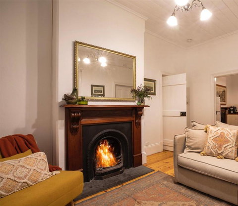 The Retreat In Basket Range - Accommodation Yamba 1