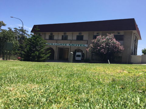 Tollgate Motel - Accommodation Yamba 0