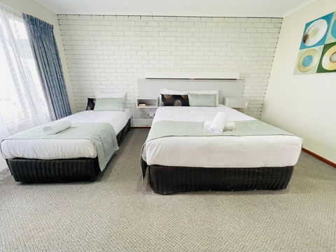 Warragul Views Motor Inn - Accommodation Yamba 2