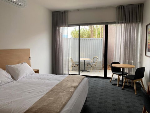 Whittlesea Motel - Accommodation Yamba 0