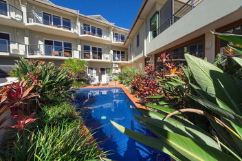 Yamba Beach Motel with Accommodation Yamba