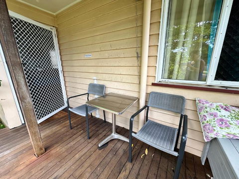 Zen Escape Guest House- Hidden Little Gem, Funky Corner, Boutique Granny Flat - Accommodation Yamba 2