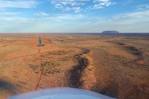 Scenic Flight: Uluru Rock Blast - Accommodation Yamba 4