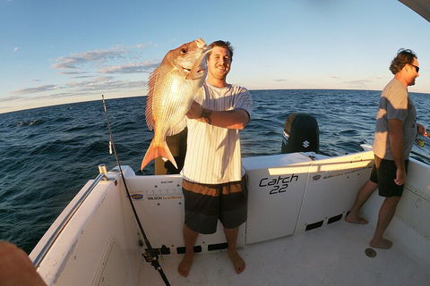 3/4 Day 7 Hour Offshore Fishing Charter - Accommodation Yamba 3