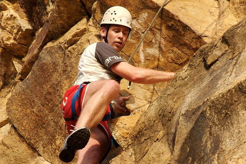 Rock Climbing At The Kangaroo Point Cliffs In Brisbane - Accommodation Yamba 0