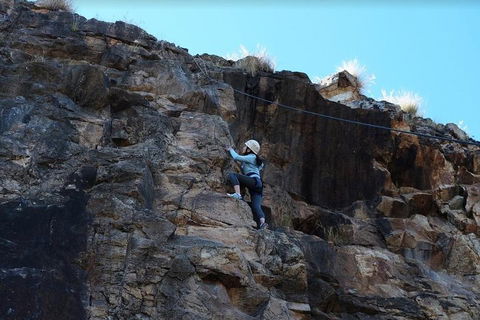 Rock Climbing At The Kangaroo Point Cliffs In Brisbane - Accommodation Yamba 5
